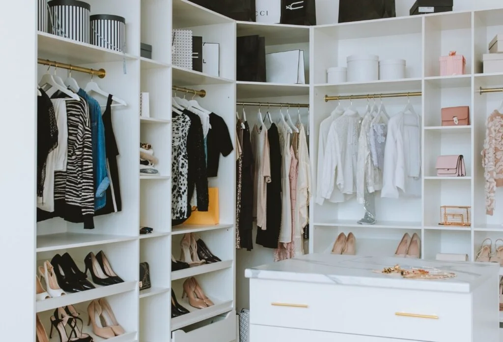 capsule wardrobe