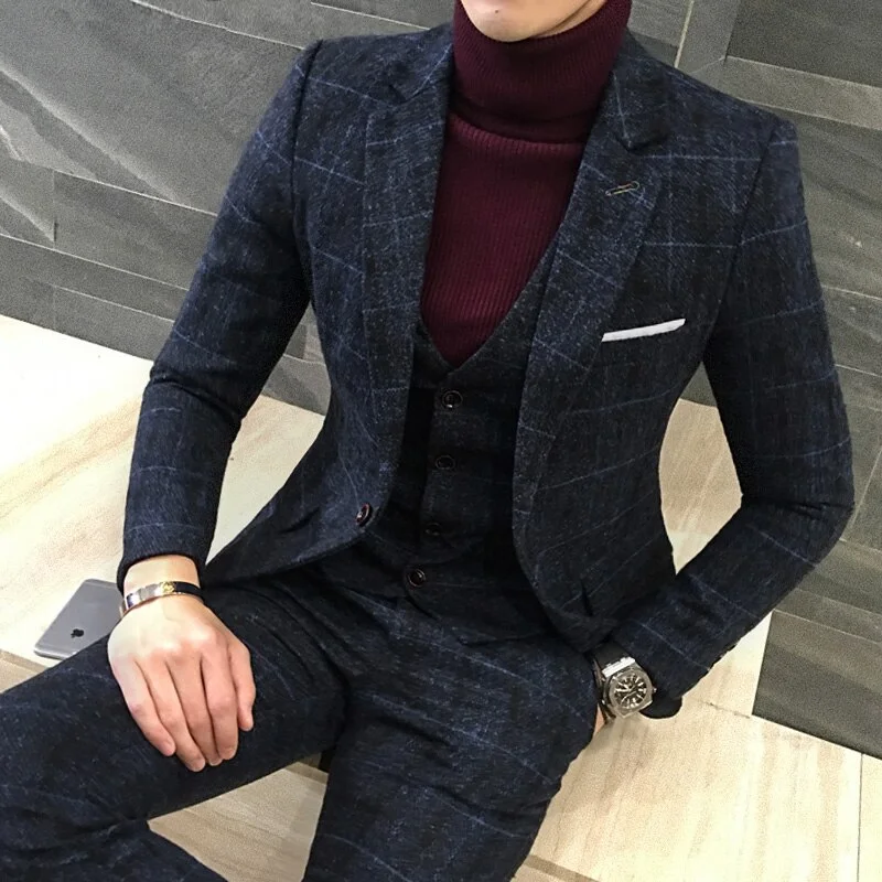 Luxury 3 Piece Tuxedo Plaid Suit - Image 3